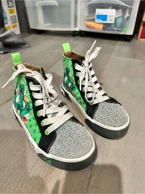 Minecraft ground up shoes size 1